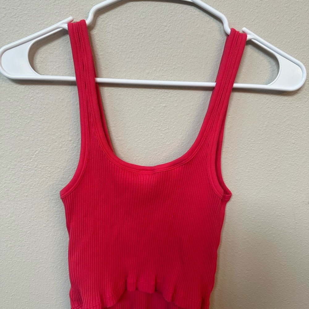 Old Navy Vibrant Salmon Pink Ribbed Crop Tank Top, Size Small